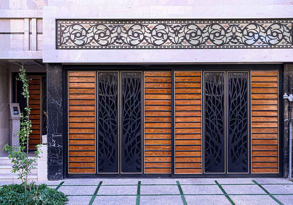 معرفی آهنگری بهرام‌پور در تهران